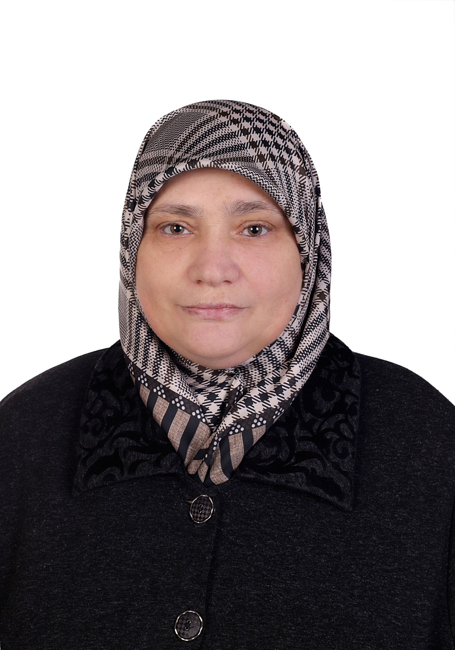 emine-bayrak