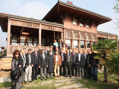 TÜM ÖĞRETMENLERİMİZİN ÖĞRETMENLER GÜNÜNÜ KUTLUYORUZ